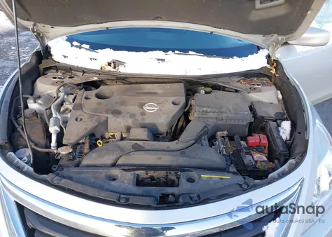 2013 Nissan Altima 2.5 from USA, damaged, VIN 1N4AL3AP0DC920942